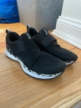 TIEM Black Women's Slipstream Cycling Shoe